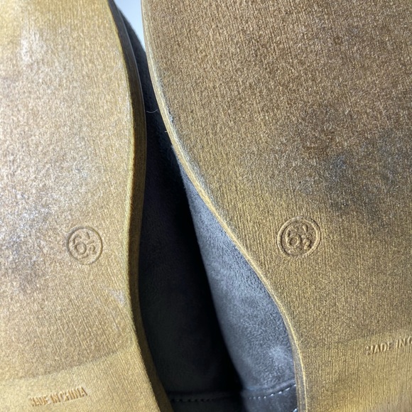 New Journee Collection Gray Faux Suede Ankle Boots - Picture 10 of 10